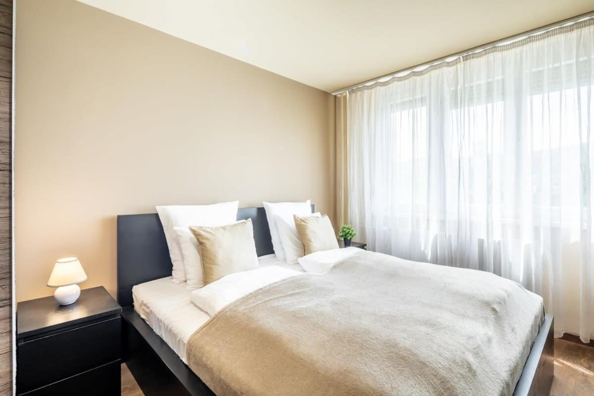 Cozy Quiet Apartment With A Balcony Budapeşte Dış mekan fotoğraf
