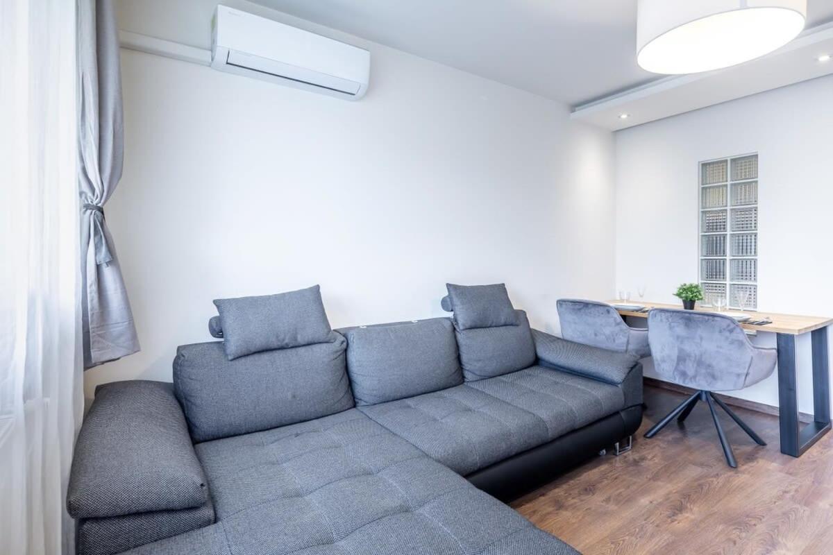 Cozy Quiet Apartment With A Balcony Budapeşte Dış mekan fotoğraf